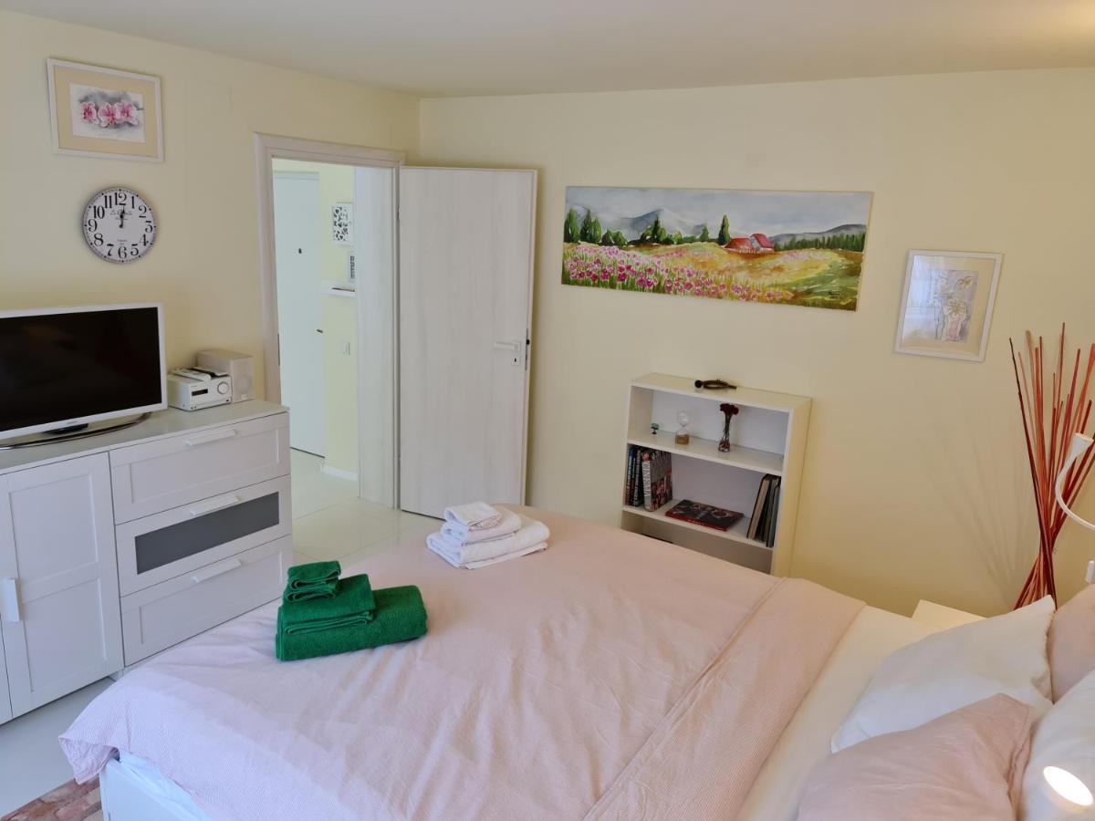 Apartamentul Alb Buşteni Exteriér fotografie
